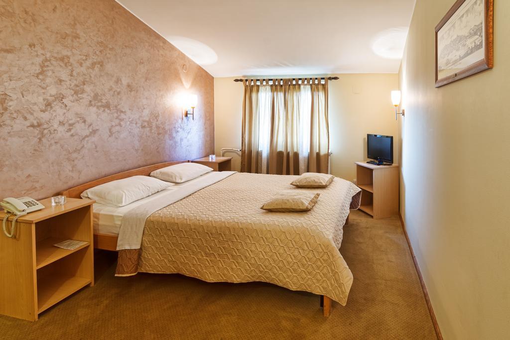 Konak Vukasinovic Hotel Belgrade Bilik gambar